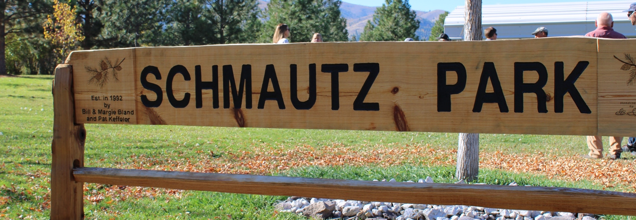 Schmautz Park sign