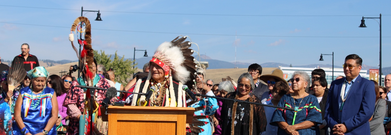 Stephen Small Salmon at Beartracks Bridge dedication