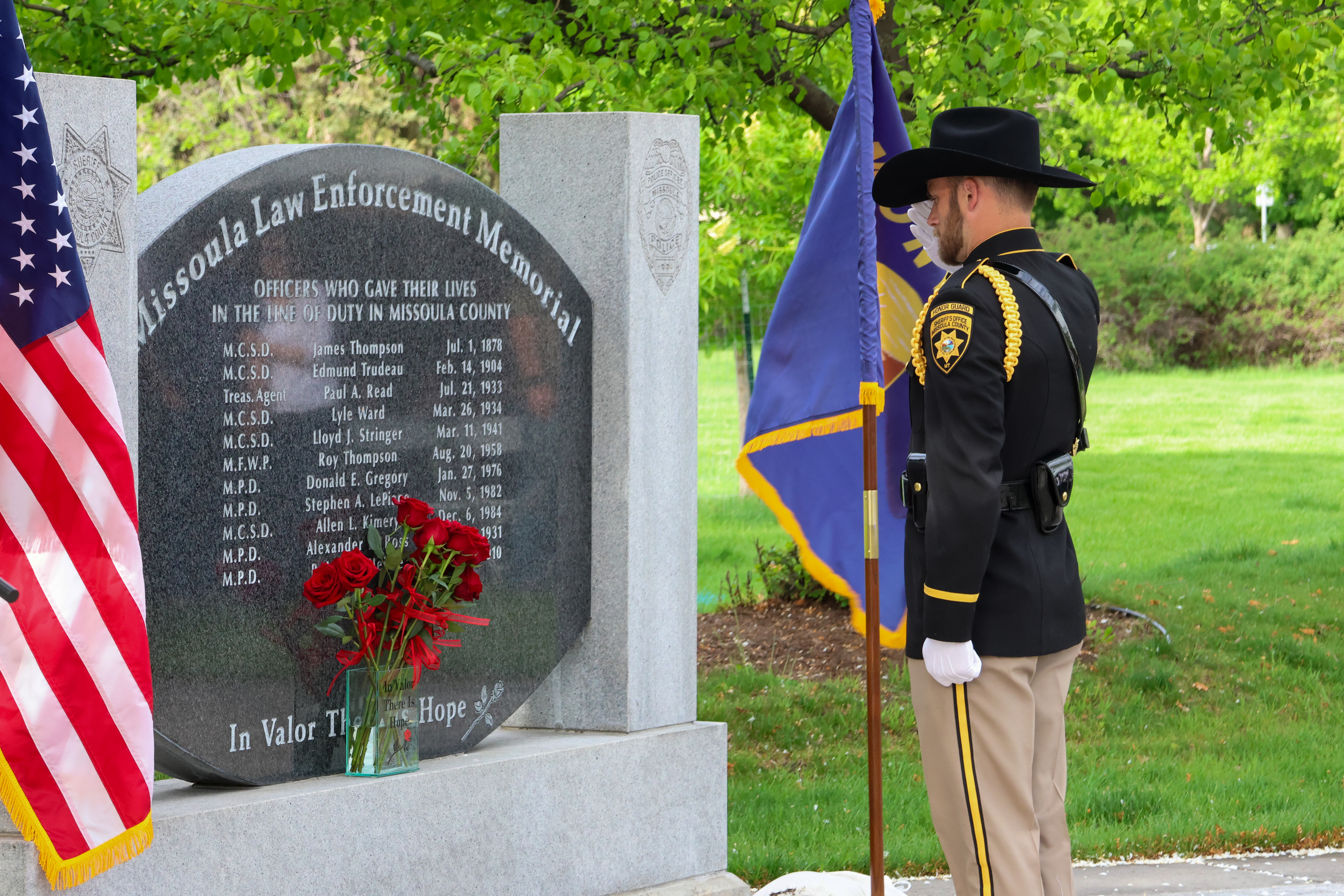 Honor Guard salute LE Memorial