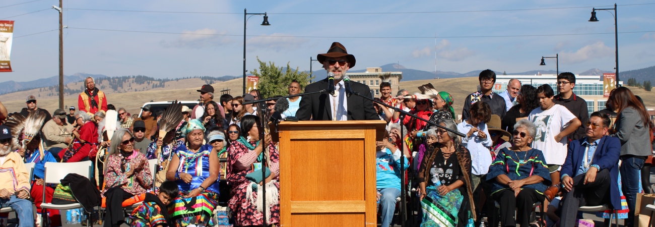 Dave Strohmaier speaking at Beartracks dedicaiton